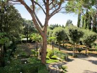 Vonkajšia záhrada v ubytovaní Holiday Home Giuggiolo - Giuggiolo 2 by Interhome
