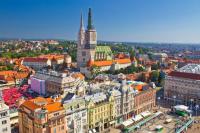 Nespecifikovaný výhled na destinaci Záhřeb nebo výhled na město při pohledu z apartmánu