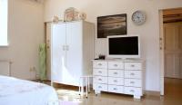 TV a/nebo společenská místnost v ubytování Apartment in Zagreb with Terrace, Air condition, WIFI, Washing machine (3798-1)