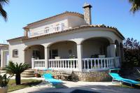 Bazén v ubytovaní Riumar "Mariposa", 300m to beach, private pool, On-Site-Service, dog beach alebo v jeho blízkosti