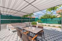 Balkón alebo terasa v ubytovaní Holiday home in Sukosan - Zadar Riviera 40456