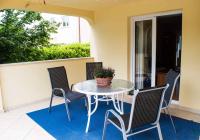 Patio alebo iná vonkajšia časť ubytovania Apartments in Njivice/Insel Krk 39735