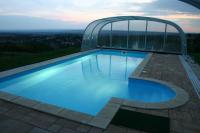 Bazén v ubytovaní Holiday home Cserszegtomaj/Balaton 39729 alebo v jeho blízkosti