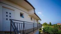 Balkón alebo terasa v ubytovaní Apartments in Zdrelac/Insel Pasman 31078