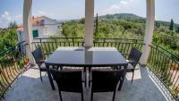 Balkón alebo terasa v ubytovaní Apartments in Zdrelac/Insel Pasman 31078
