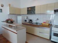 Kuchyňa alebo kuchynka v ubytovaní Apartment in Senj 27782