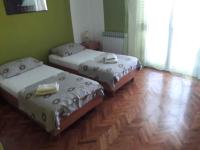 Posteľ alebo postele v izbe v ubytovaní Apartments in Zadar/Zadar Riviera 17889