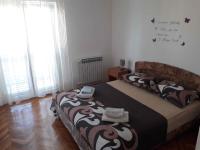 Posteľ alebo postele v izbe v ubytovaní Apartments in Zadar/Zadar Riviera 17889