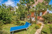 Vonkajšia záhrada v ubytovaní Apartments in Zadar/Zadar Riviera 17889