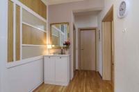 Plán poschodí v ubytovaní Two-Bedroom Apartment in Kastel Novi I