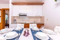 Kuchyňa alebo kuchynka v ubytovaní Crikvenica Apartment 2
