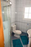 Koupelna v ubytování Apartment Banjol 10