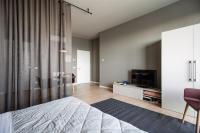 A television and/or entertainment centre at Dreams Hotel Città Studi