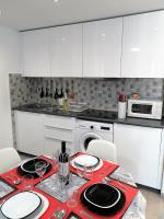 A kitchen or kitchenette at Apartaments Vacations Playa del Ingles