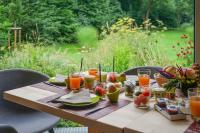 Jídlo v hotelu nebo okolí