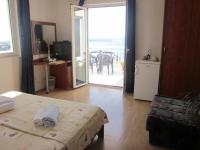 Posteľ alebo postele v izbe v ubytovaní Room in Hvar town with sea view, terrace, air conditioning, Wi-Fi (3666-3)