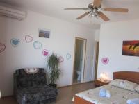Posteľ alebo postele v izbe v ubytovaní Room in Hvar town with sea view, terrace, air conditioning, Wi-Fi (3666-3)
