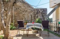 Patio alebo iná vonkajšia časť ubytovania Sunny Apartments Mara