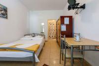 Postel nebo postele na pokoji v ubytování One-Bedroom Apartment in Dramalj XXV