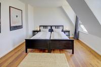 Postel nebo postele na pokoji v ubytování fewo1846 - An der Galerie - komfortables Apartment im 2 OG mitten im Stadtzentrum