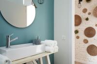 Koupelna v ubytování Vestal Suites Classic