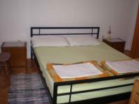 Posteľ alebo postele v izbe v ubytovaní Apartment in Novi Vinodolski 15344