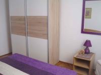 Posteľ alebo postele v izbe v ubytovaní Apartment in Zadar/Zadar Riviera 7970