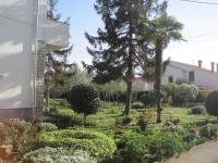 Vonkajšia záhrada v ubytovaní Apartment in Zadar/Zadar Riviera 7970