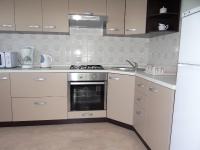 Kuchnia lub aneks kuchenny w obiekcie Apartment Marohnić