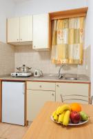 Kuchyň nebo kuchyňský kout v ubytování Stelios Residence Apartments