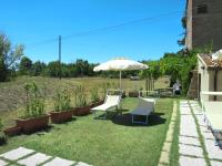 Vonkajšia záhrada v ubytovaní Apartment Villa Caggio-1 by Interhome