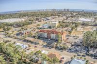 Ein allgemeiner Blick auf Gulf Shores oder ein Stadtblick von des Resorts aus
