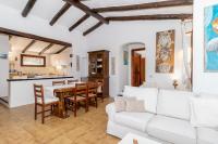 A kitchen or kitchenette at Villa vista Mare Santa Teresa