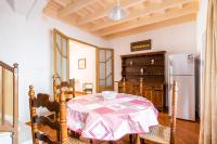 A kitchen or kitchenette at Camps 4 bedroom house, Ciutadella