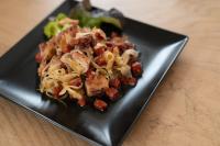 Jídlo v hotelu nebo okolí