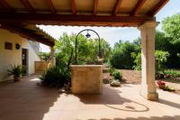 Zahrada ubytování Villa between Pollensa old town and Port Pollensa by Renthousing