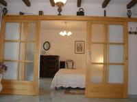 Posteľ alebo postele v izbe v ubytovaní Robinson Style House Bol (3414)