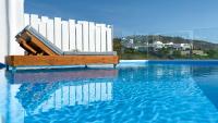 Bazén v ubytovaní Amperian Mykonos Suites & Villas alebo v jeho blízkosti