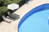 Basen w obiekcie Aparthotel Niu d´Aus lub w pobliżu