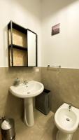 A bathroom at The Roof Garden - Bed&Breakfast
