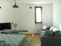 Posedenie v ubytovaní Apartment Quercia - SBO100 by Interhome