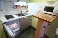 Kuchyň nebo kuchyňský kout v ubytování Double bedroom apartment on great location with balcony!!