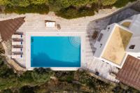 Bazén v ubytování Villa Eirene Agl Psarrou Mykonos nebo v jeho okolí