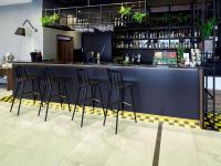 Lounge alebo bar v ubytovaní ibis Styles Nowy Targ