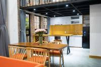 Flexi Hotel & Apartmentにあるキッチンまたは簡易キッチン