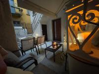 A seating area at Blue House Varenna