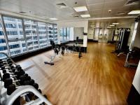 Fitness centrum a/nebo fitness zařízení v ubytování Octavius Holiday Home, Large 2 Bedroom Apartment near Global Village & Outlet Mall