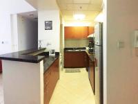 Kuchyň nebo kuchyňský kout v ubytování Octavius Holiday Home, Large 2 Bedroom Apartment near Global Village & Outlet Mall