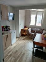 A kitchen or kitchenette at Apartamento con 2 dormitorios