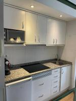Kuchyň nebo kuchyňský kout v ubytování Luxury Apartment Barcelona